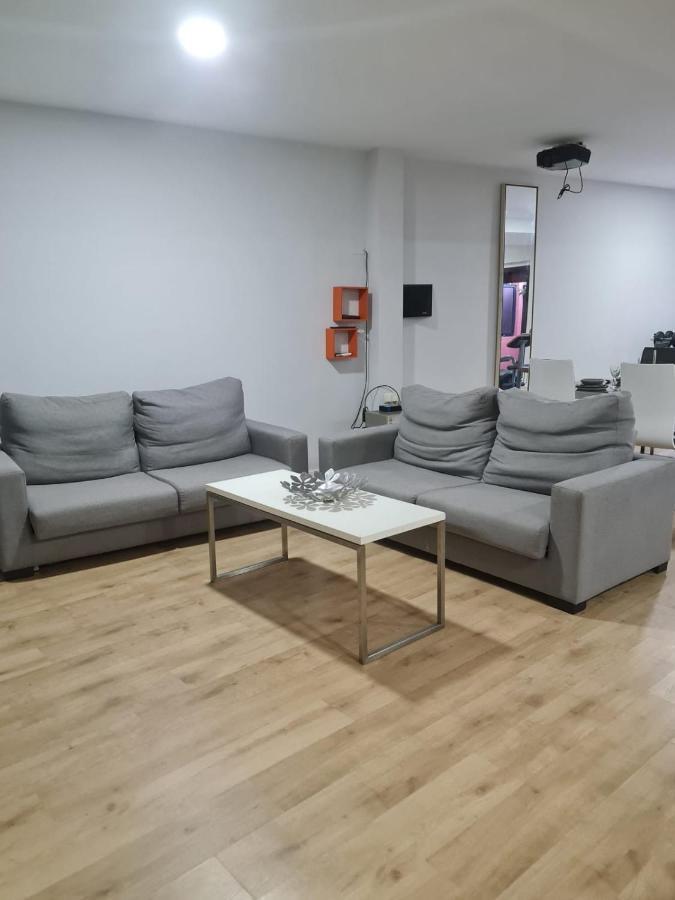 Apartamento Loft Acogedor Apartment Alhaurín de la Torre Екстериор снимка